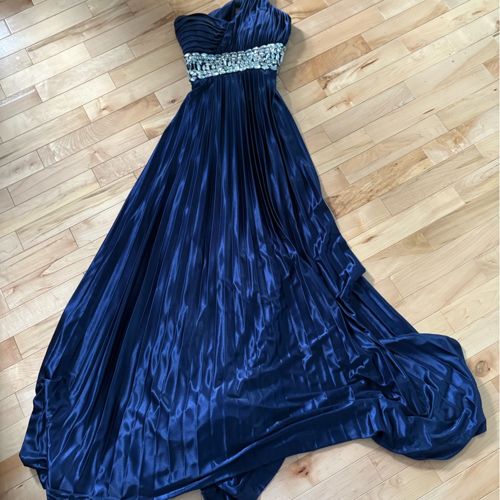 My Michelle Navy blue prom formal dress/gown Sz 3